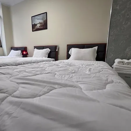 Bobi Hotel