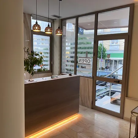 Bobi Hotel 3*