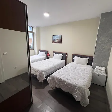 Hotel Bobi