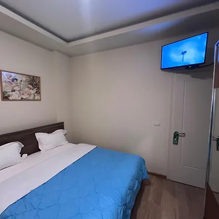 Hotel Bobi 3*
