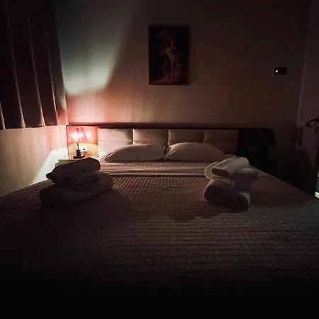 Bobi Hotel 3*